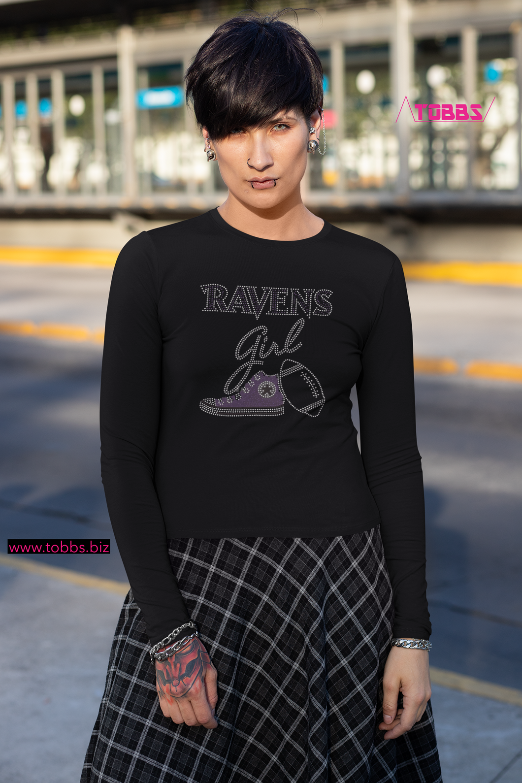 Ravens Girl-Chuck Taylor Long-Sleeve (Rhinestones) - Tobbs